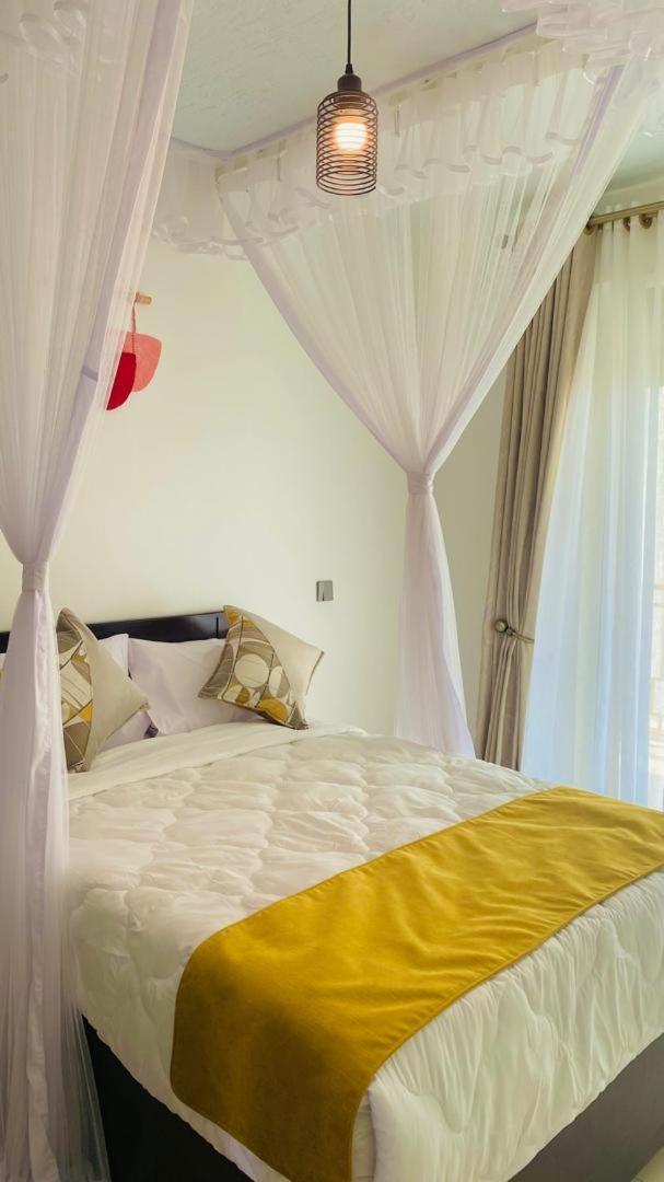 Victoria View Boutique Hotels Kigo Entebbe Exterior photo